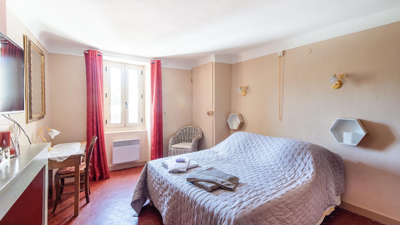 Photo of Others in Saignon
