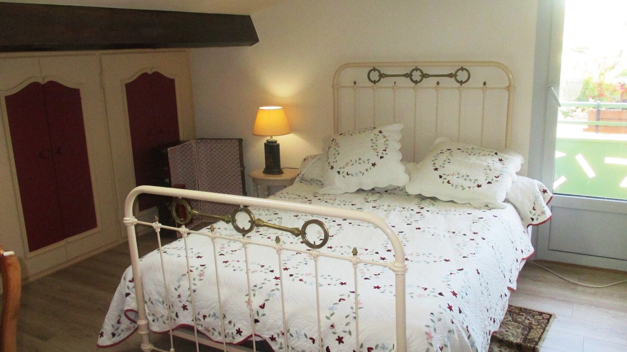 Photo of Bedroom in Lunel-Viel