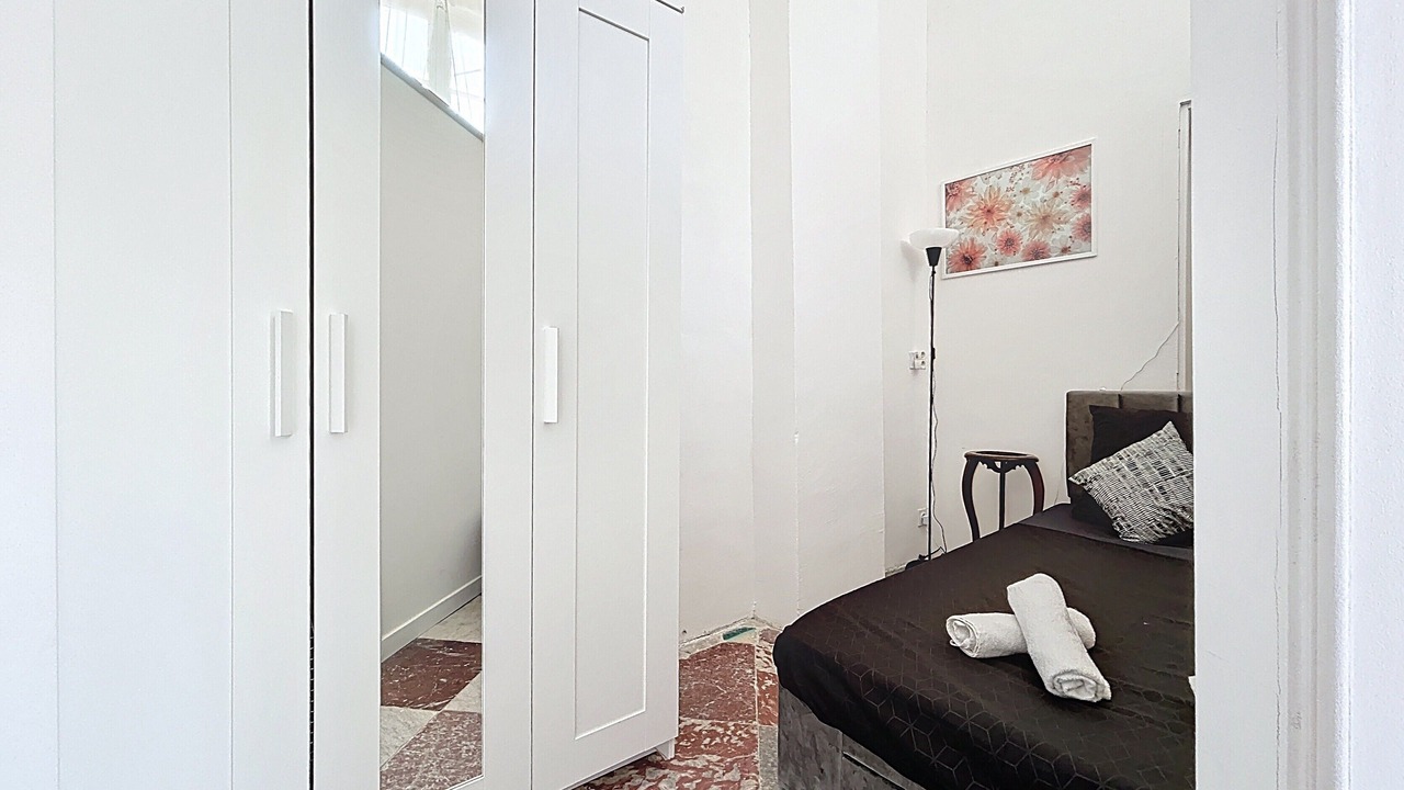 Photo of Bedroom in Cite