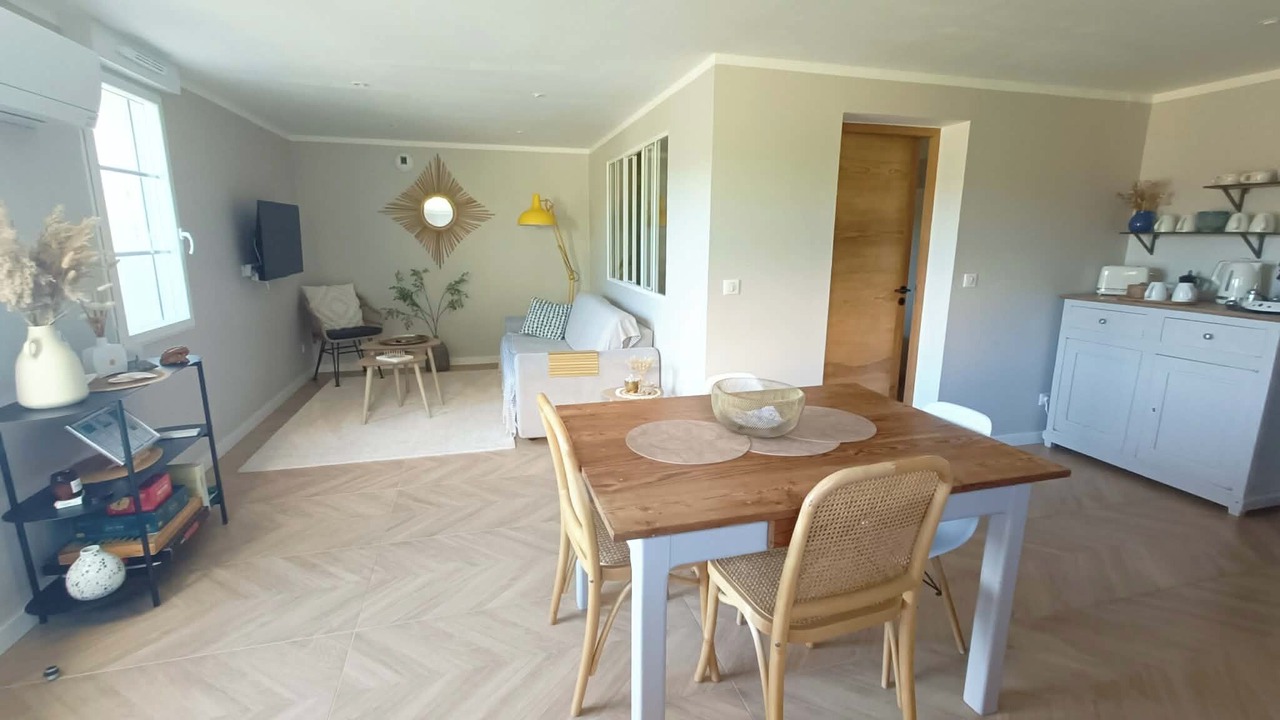 Photo of Livingroom in Mallemoisson