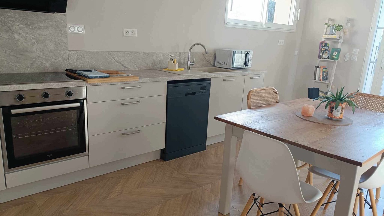 Photo of Kitchen in Mallemoisson