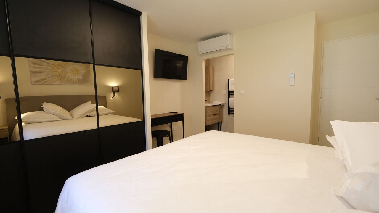 Photo of Bedroom in Mouries