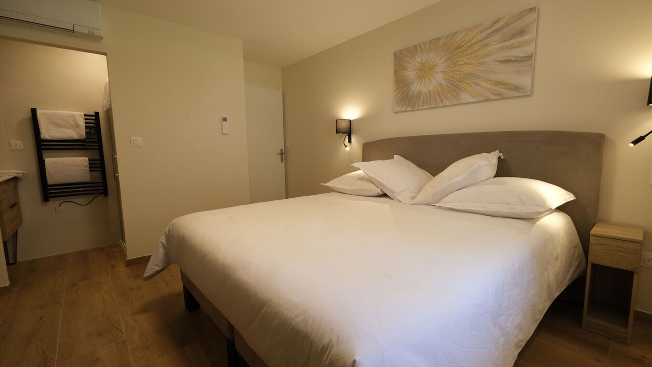 Photo of Bedroom in Mouries