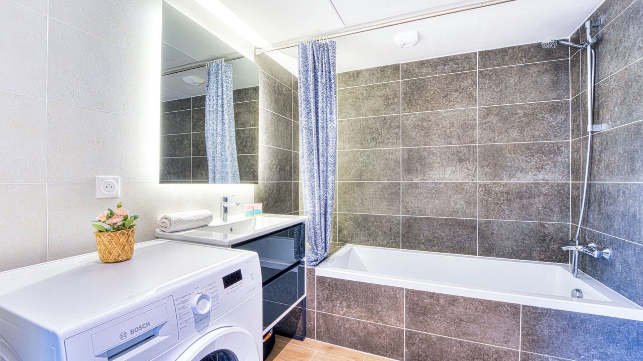 Photo of Bathroom in Saint-Laurent-du-Var