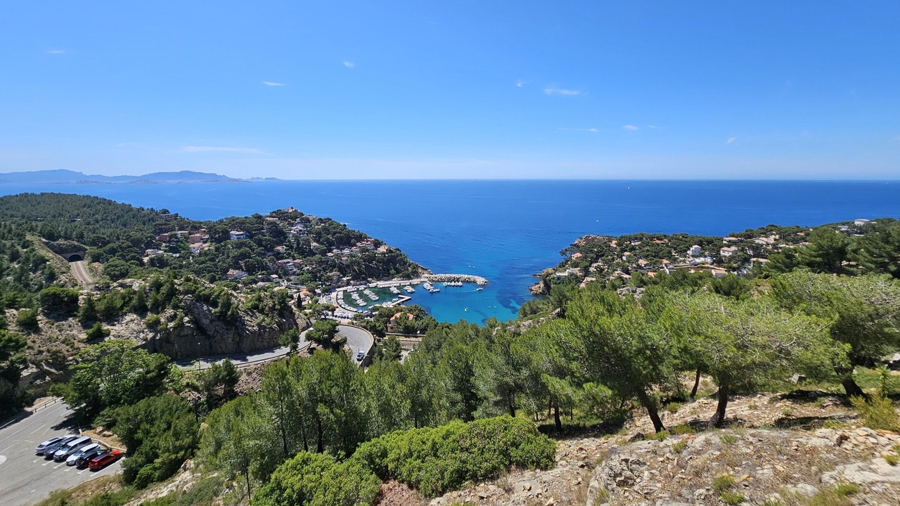 Photo of Outdoor in Ensues-la-Redonne