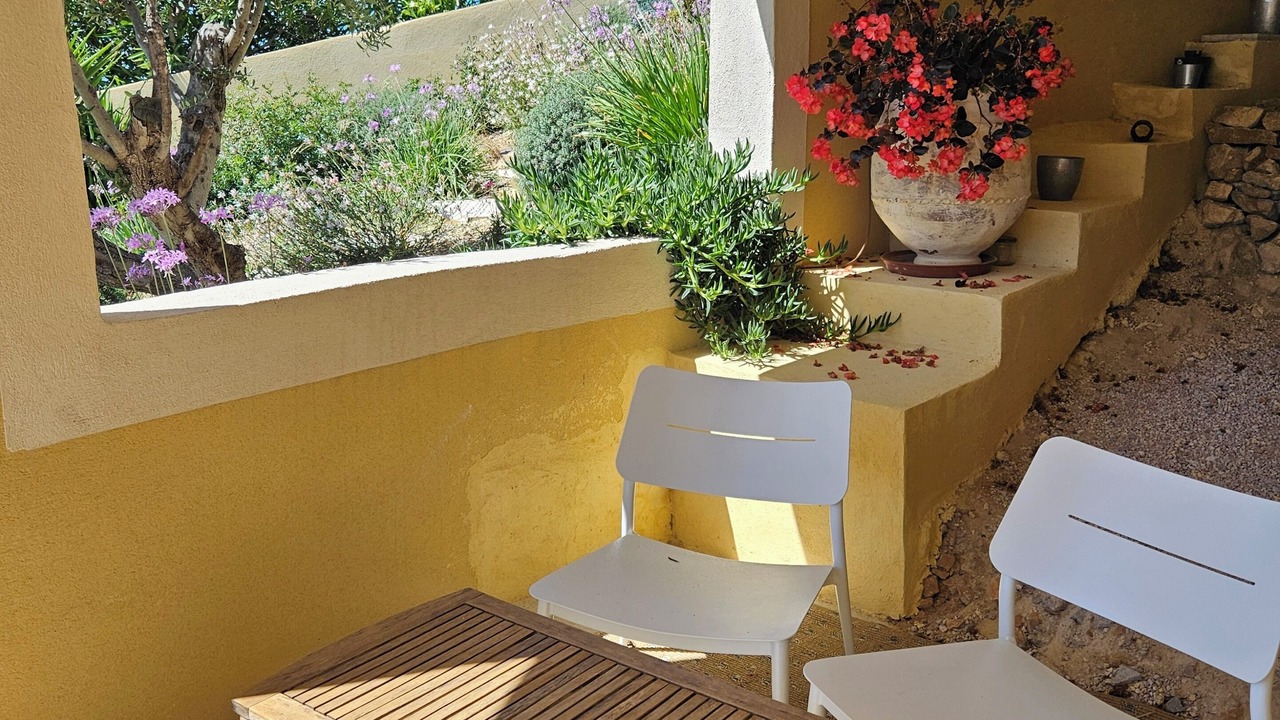 Photo of Patio Balcony in Ensues-la-Redonne
