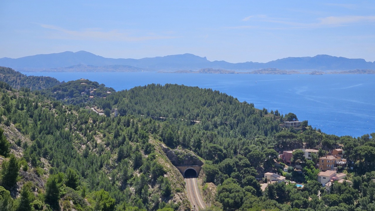 Photo of Others in Ensues-la-Redonne