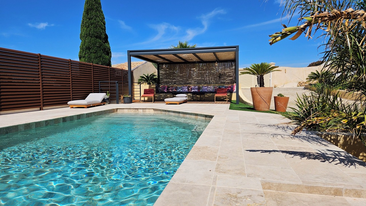 Photo of Outdoor in Ensues-la-Redonne