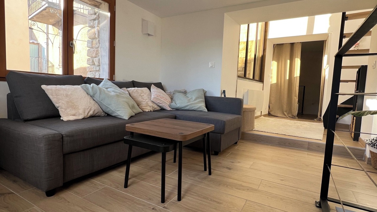 Photo of Livingroom in Saint-Martin-de-Castillon