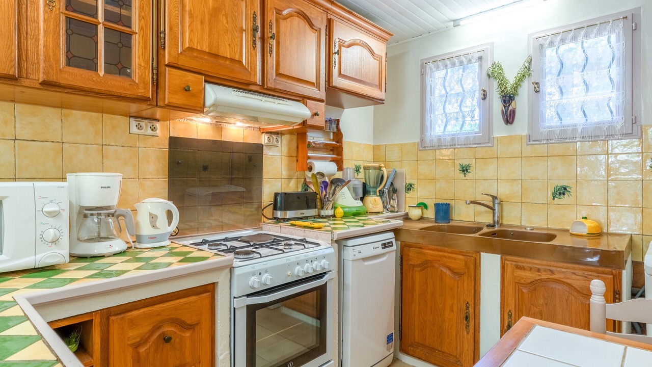 Photo of Kitchen in Eygalieres