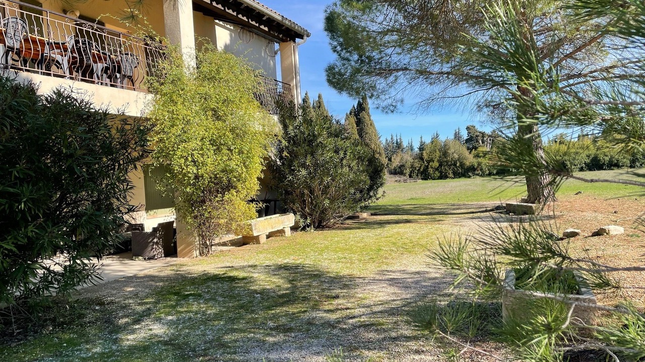 Photo of Outdoor in Eygalieres