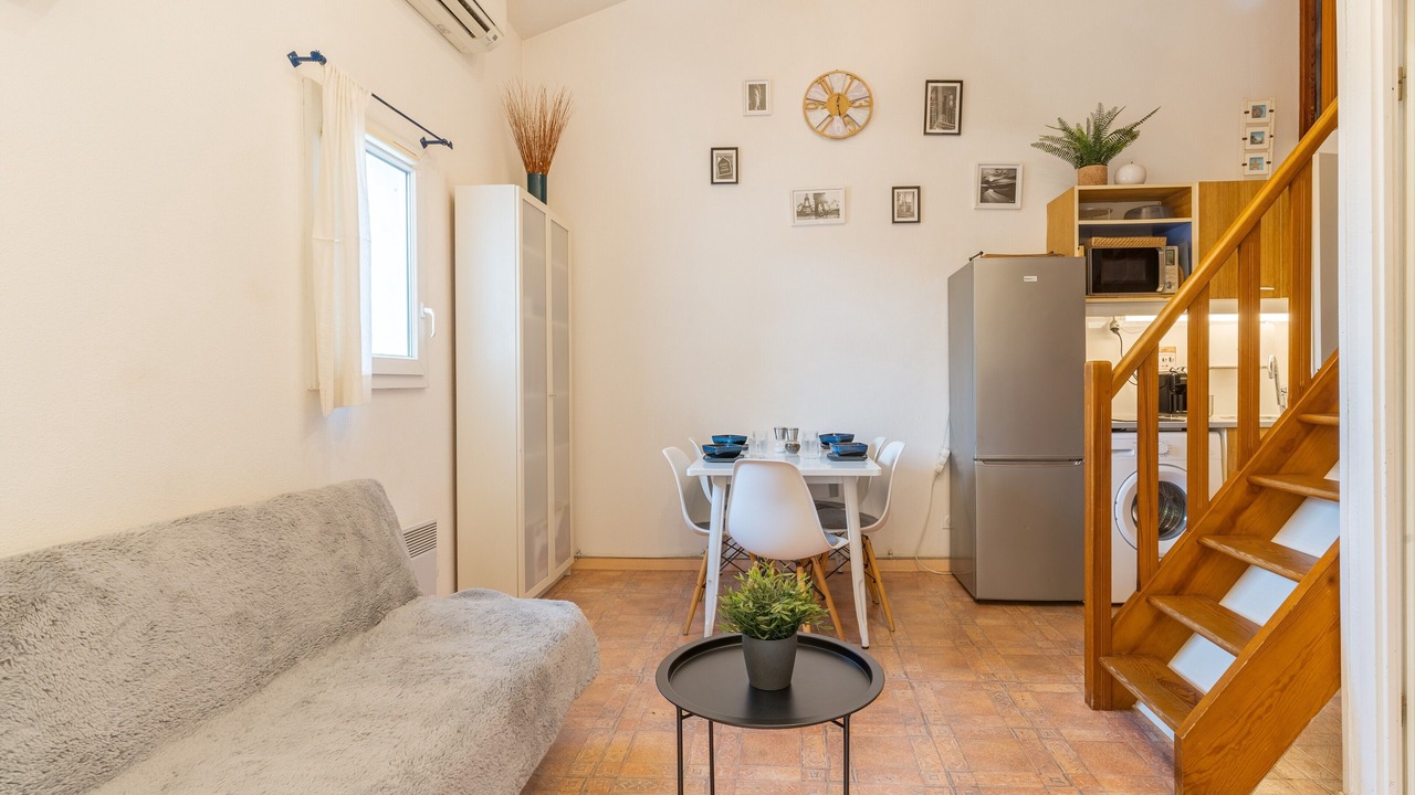 Photo of Livingroom in Eyguieres
