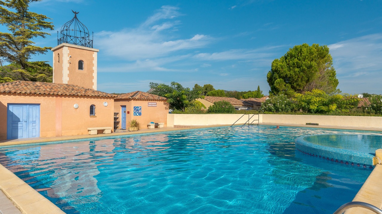Photo of Outdoor in Eyguieres