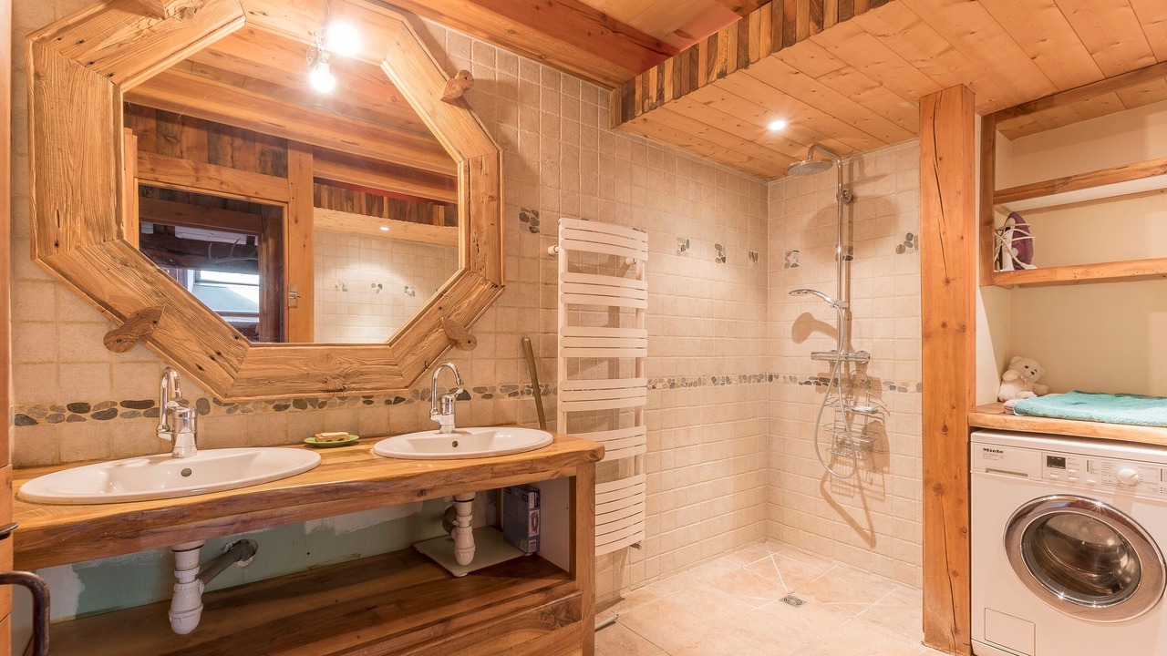 Photo of Bathroom in Saint-Paul-sur-Ubaye