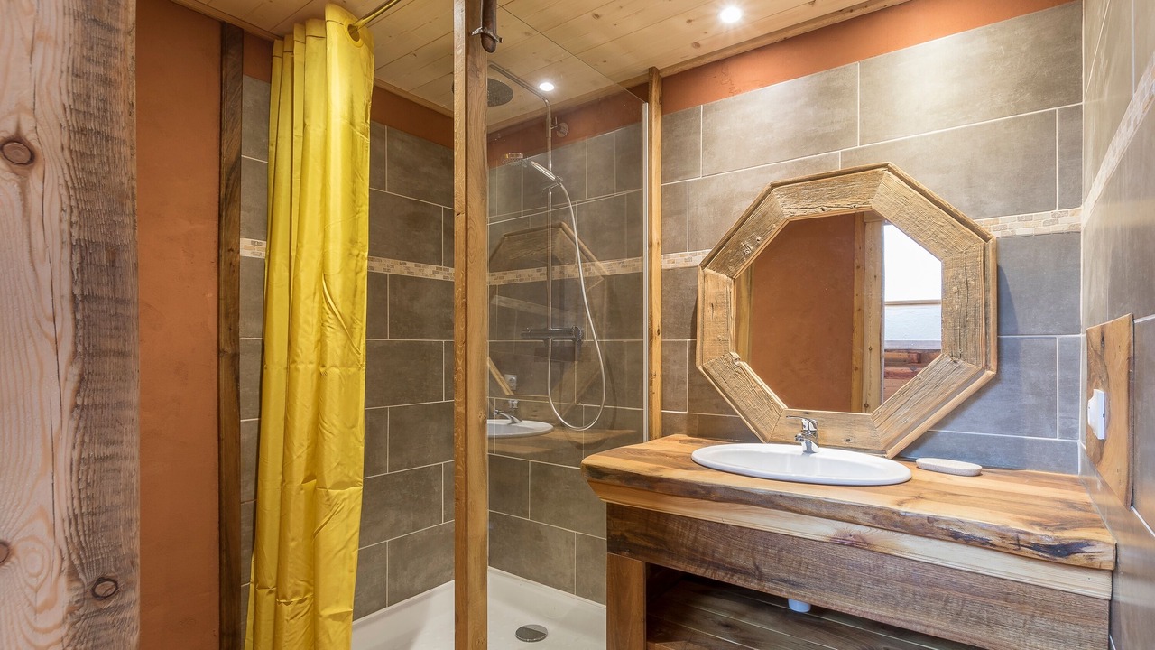 Photo of Bathroom in Saint-Paul-sur-Ubaye