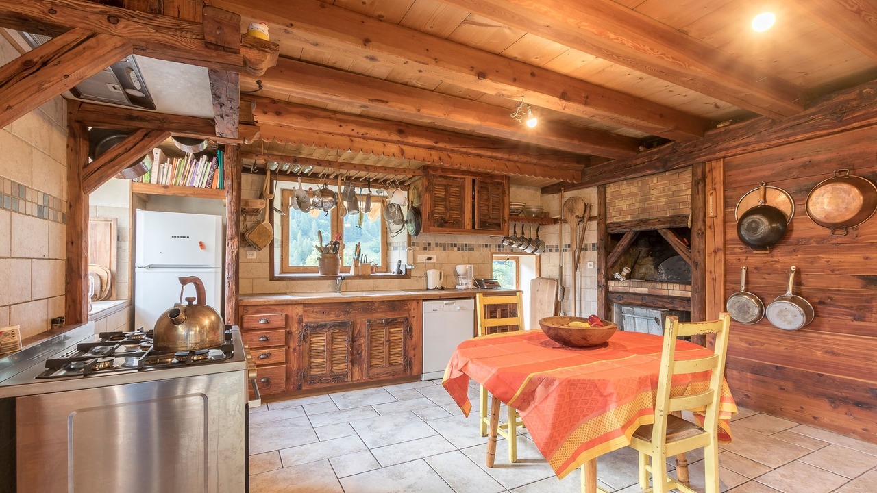 Photo of Kitchen in Saint-Paul-sur-Ubaye
