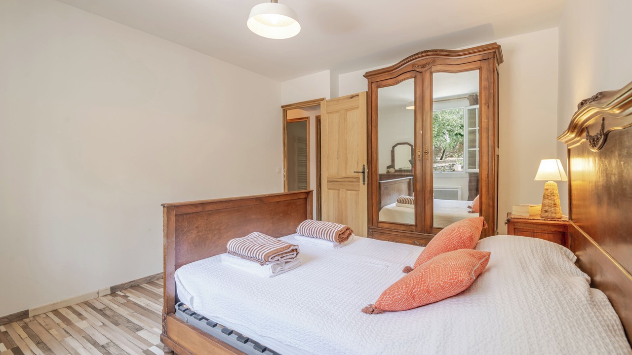 Photo of Bedroom in Bonnieux