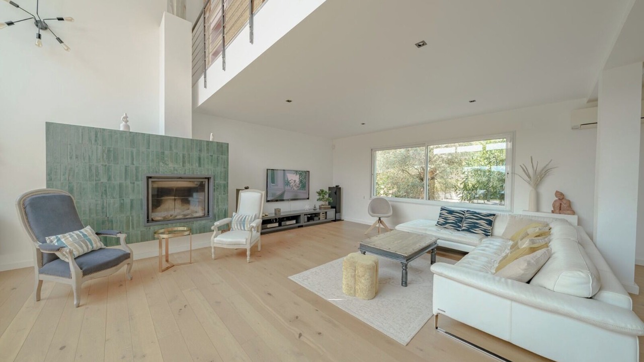 Photo of Livingroom in Gemenos