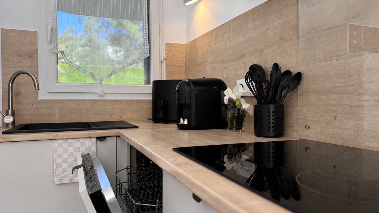 Photo of Kitchen in Greoux-les-Bains