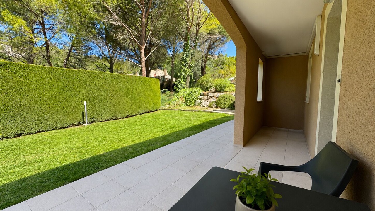 Photo of Patio Balcony in Greoux-les-Bains