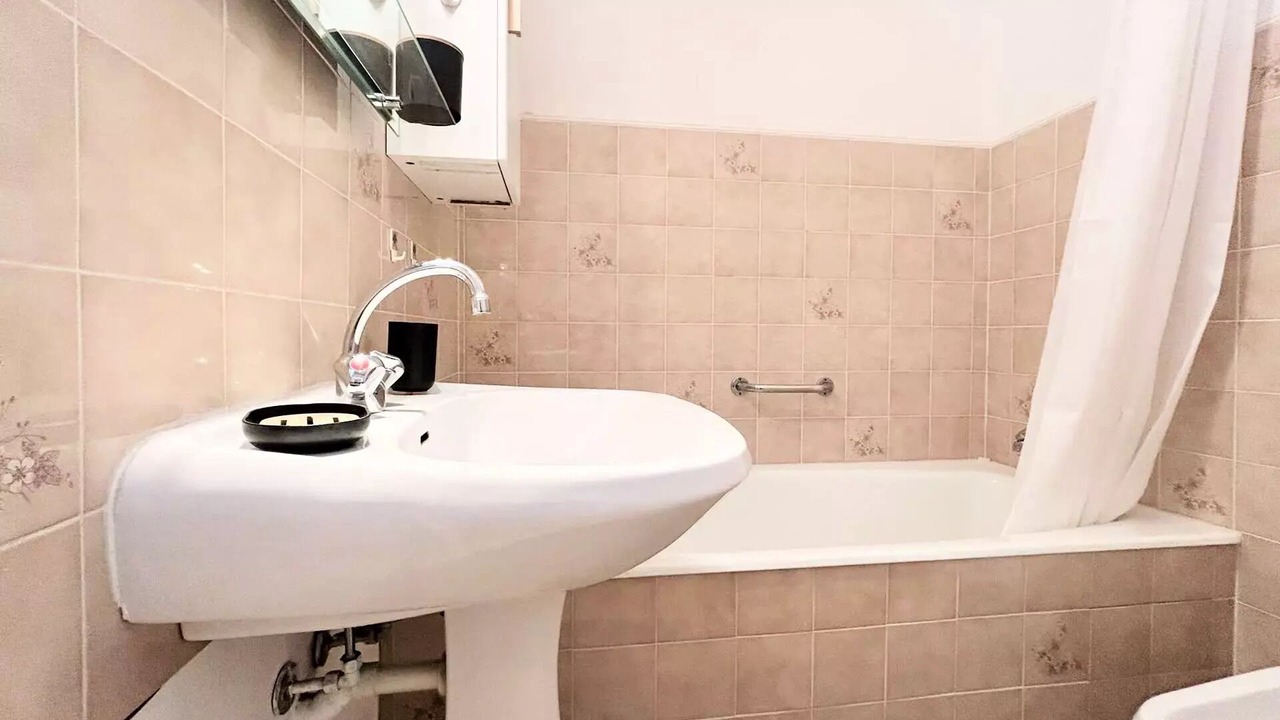 Photo of Bathroom in Greoux-les-Bains