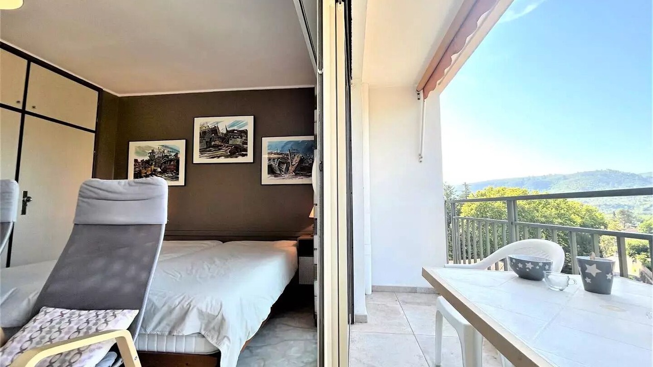 Photo of Bedroom in Greoux-les-Bains