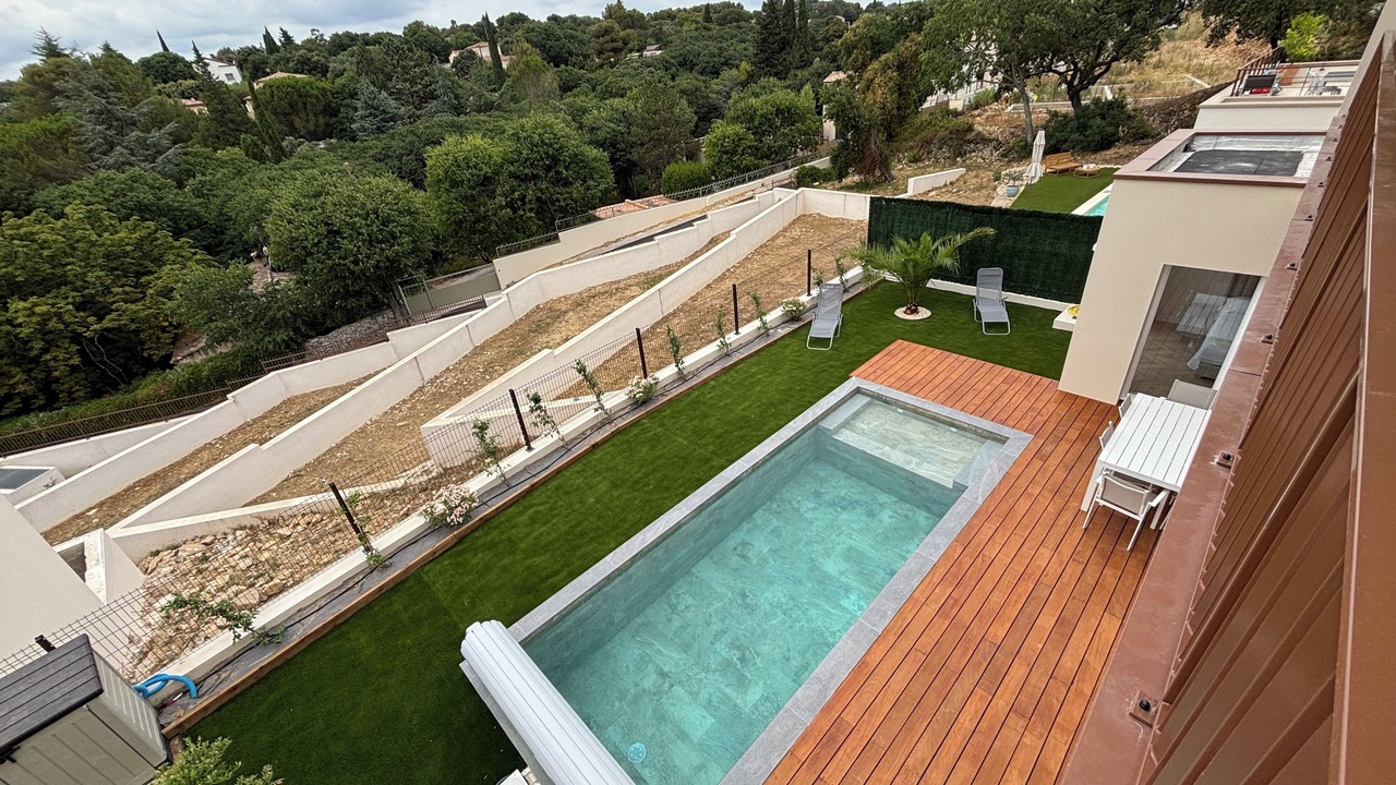 Photo of Outdoor in Caremeau