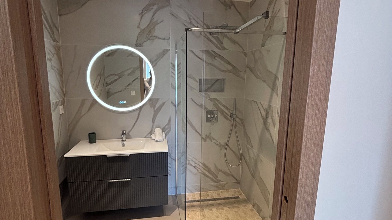 Photo of Bathroom in Caremeau