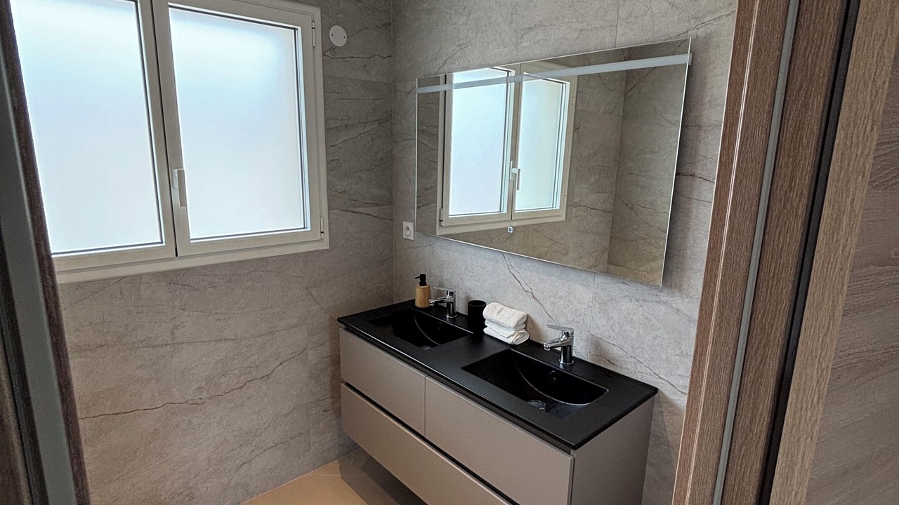 Photo of Bathroom in Caremeau
