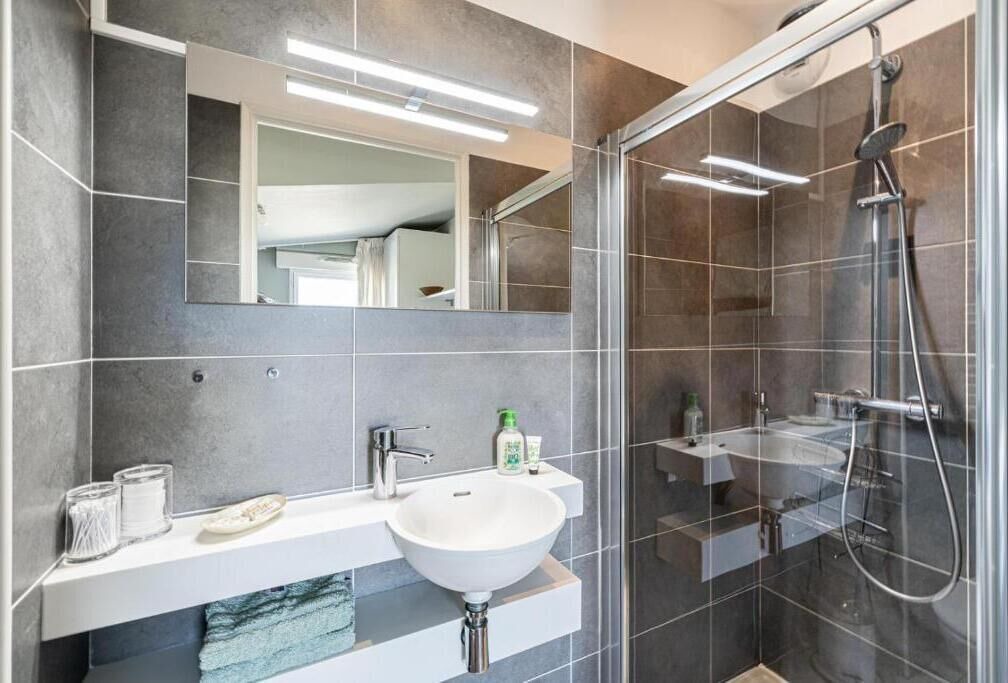 Photo of Bathroom in Prado - Republique