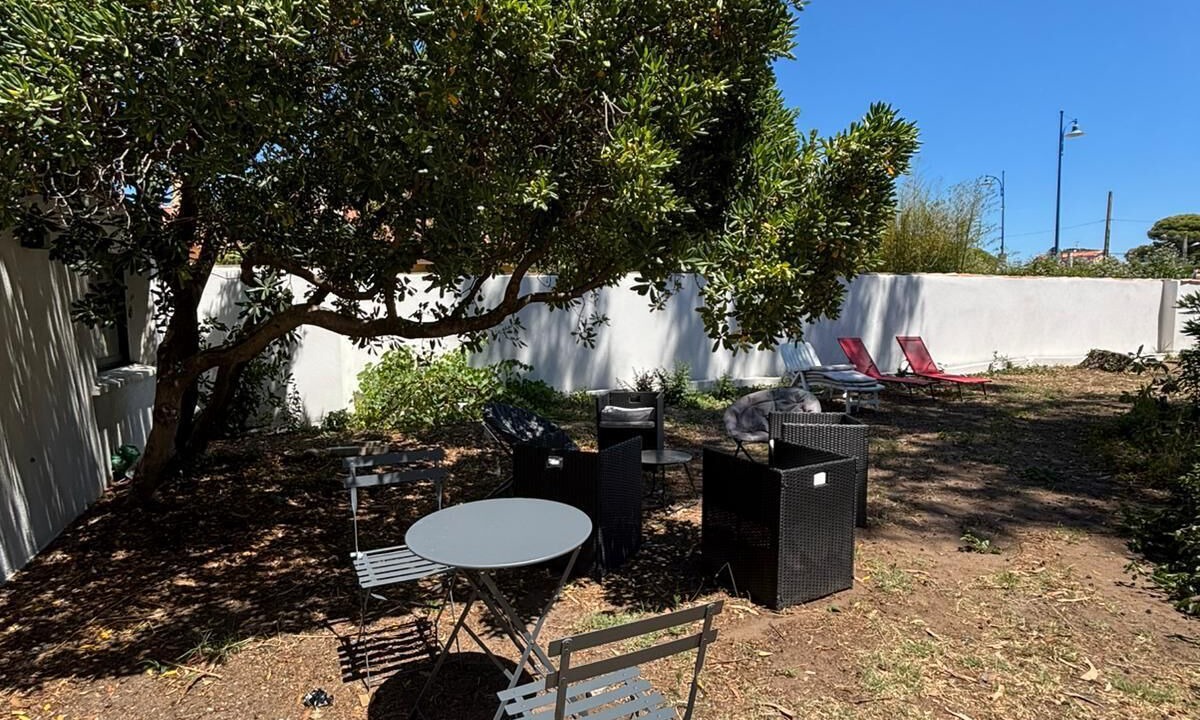 Photo of Outdoor in Hyeres