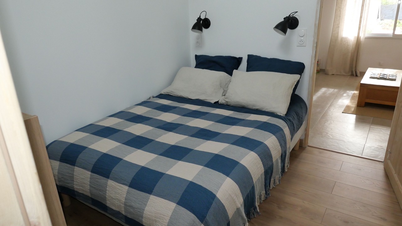 Photo of Bedroom in Hyeres