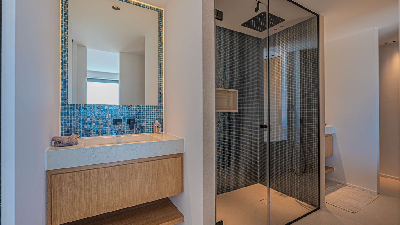 Photo of Bathroom in Guerrevieille