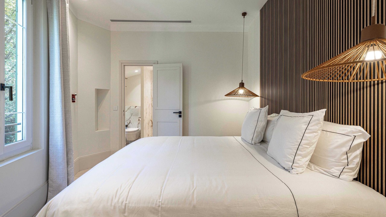 Photo of Bedroom in California - Pezou