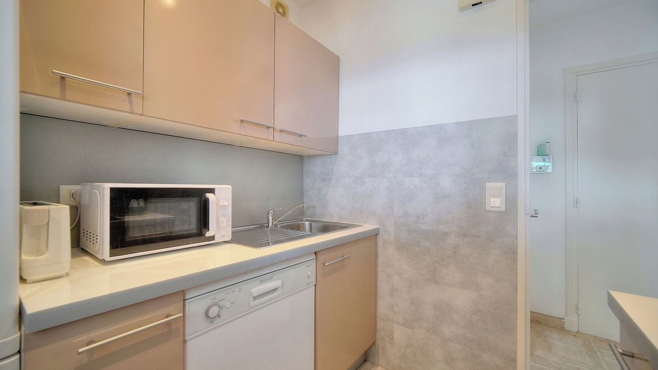 Photo of Kitchen in California - Pezou