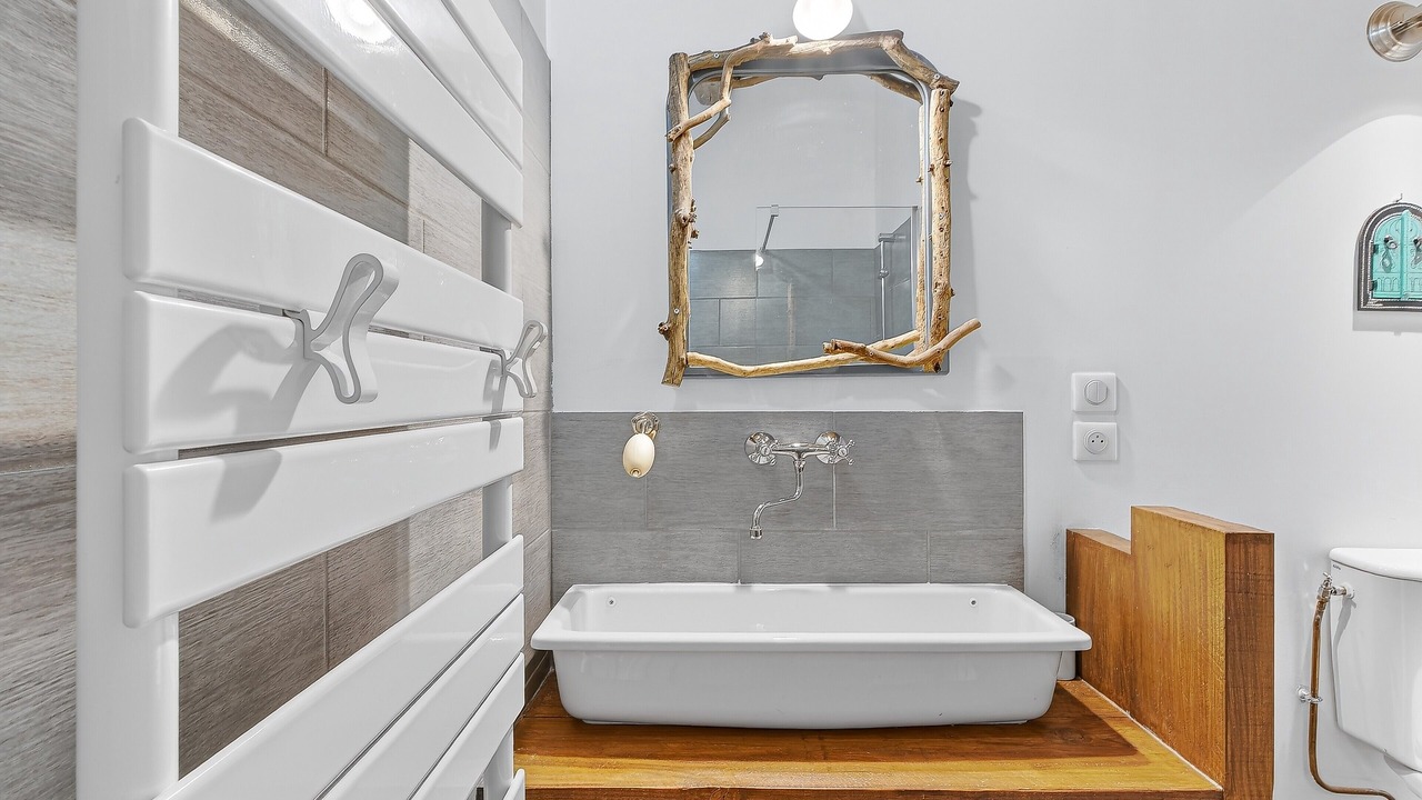 Photo of Bathroom in Noyers-sur-Jabron