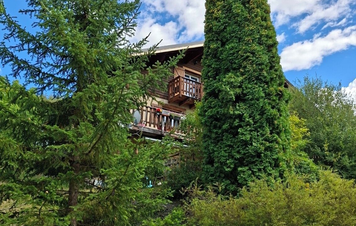 Photo of Outdoor in Enchastrayes