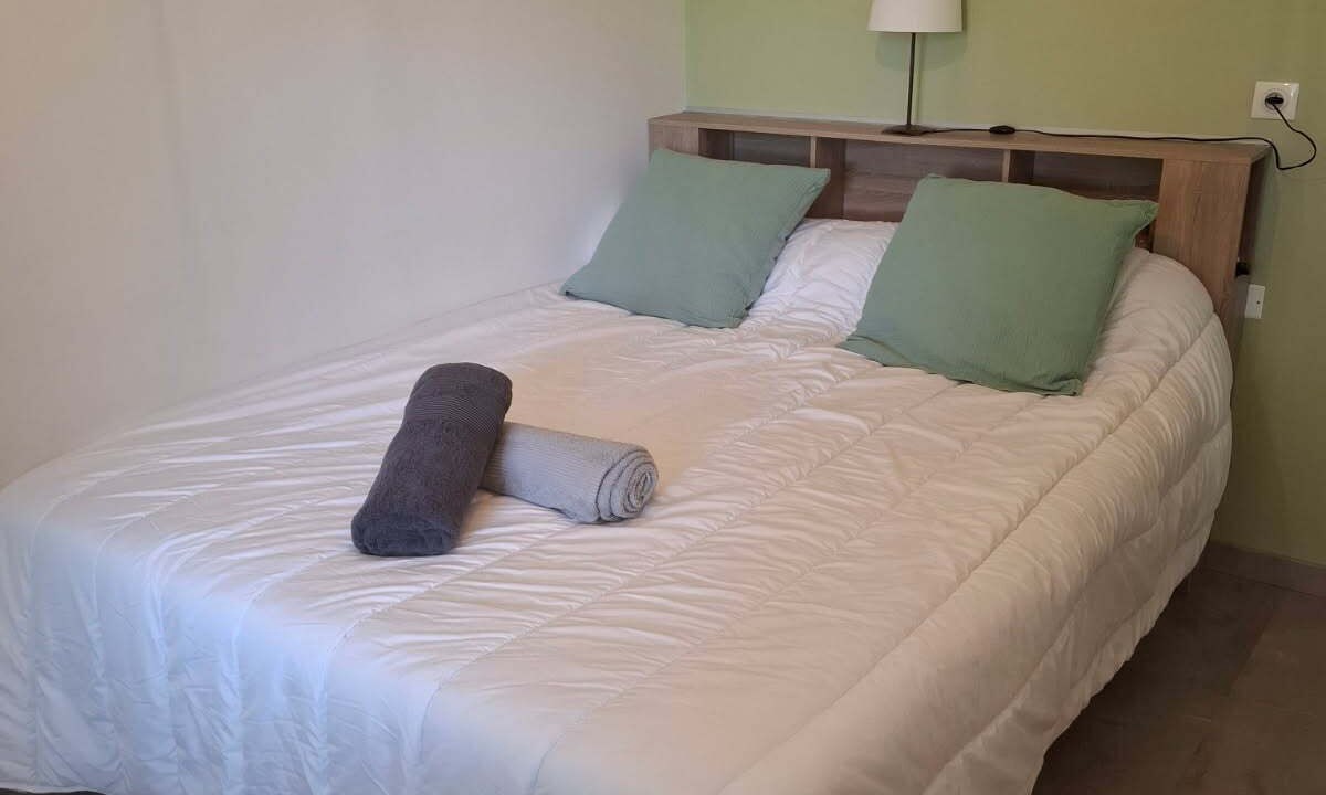 Photo of Bedroom in Saint-Andiol