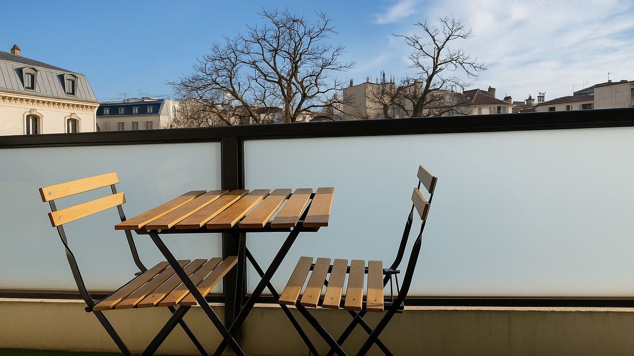 Photo of Outdoor in Ecusson