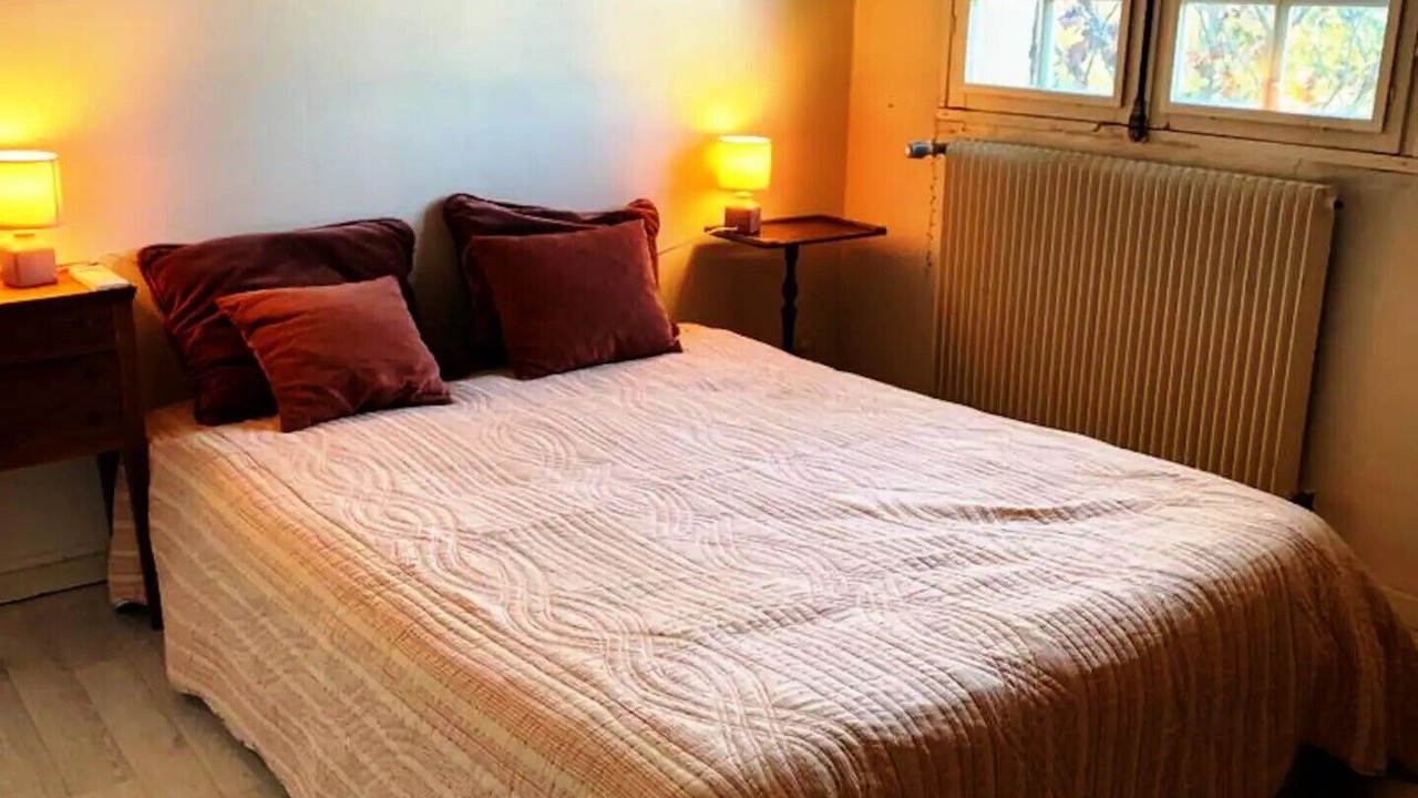 Photo of Bedroom in Saint-Mitre-les-Remparts