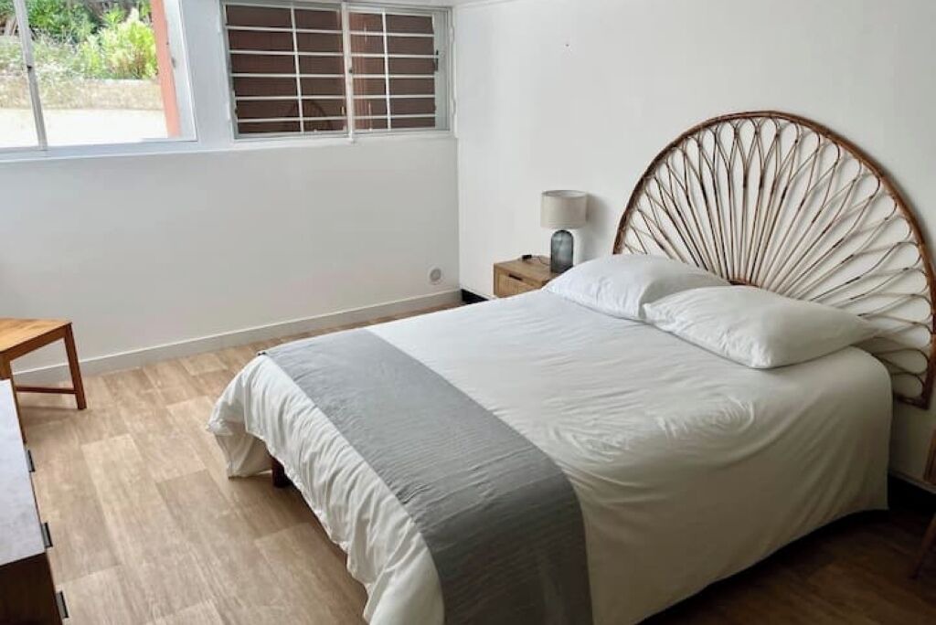 Photo of Bedroom in California - Pezou
