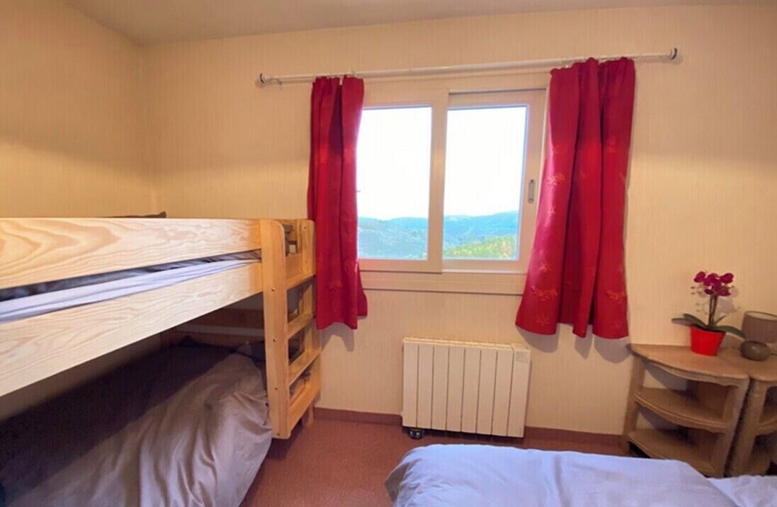 Photo of Bedroom in Peone
