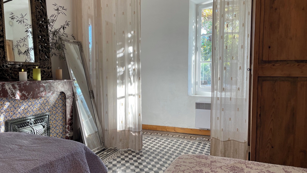Photo of Bedroom in Eygalieres