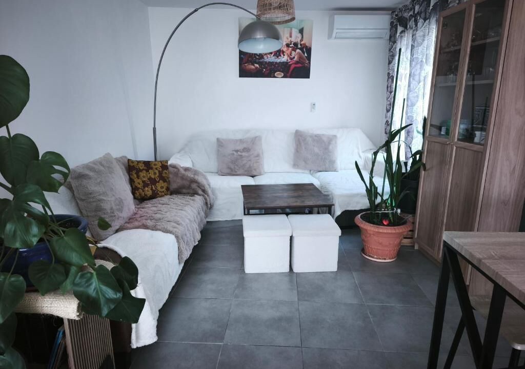 Photo of Livingroom in Istres