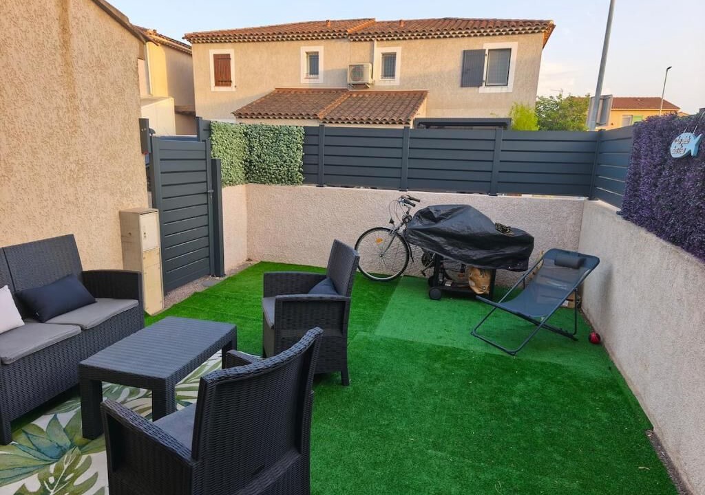 Photo of Outdoor in Istres