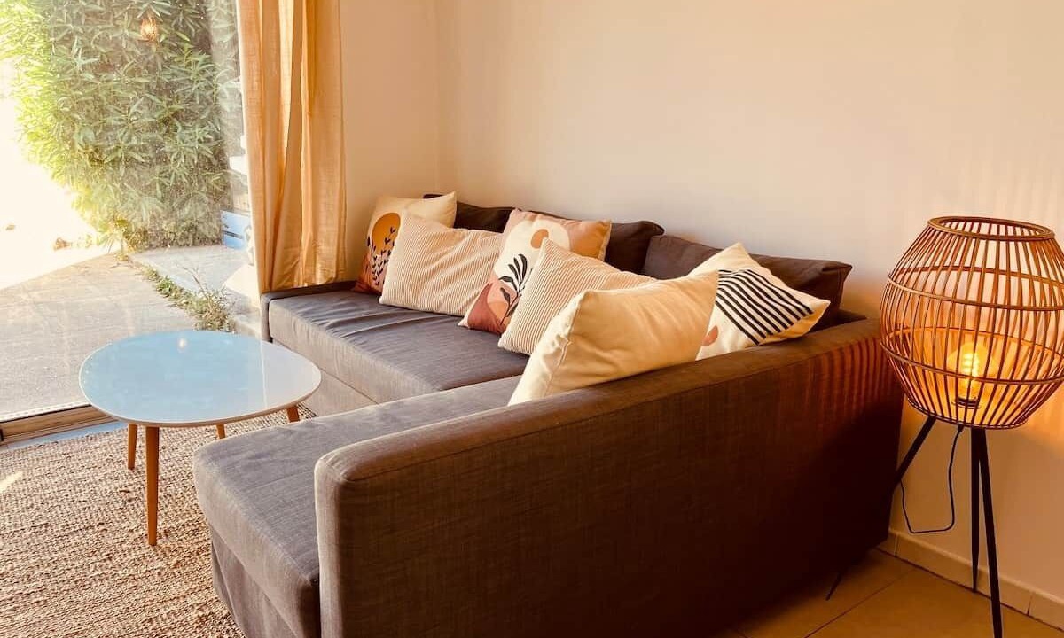 Photo of Livingroom in Simiane-Collongue