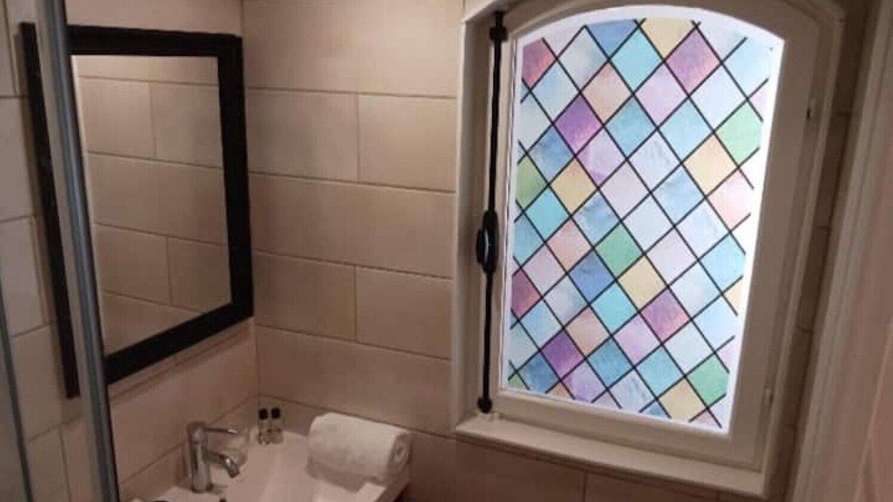 Photo of Bathroom in Roujan