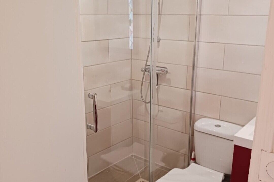 Photo of Bathroom in Roujan