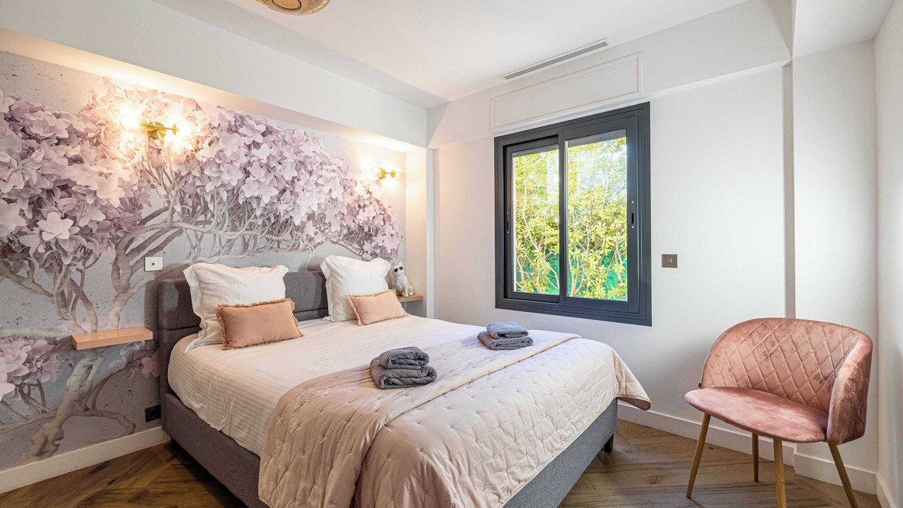Photo of Bedroom in Carnot