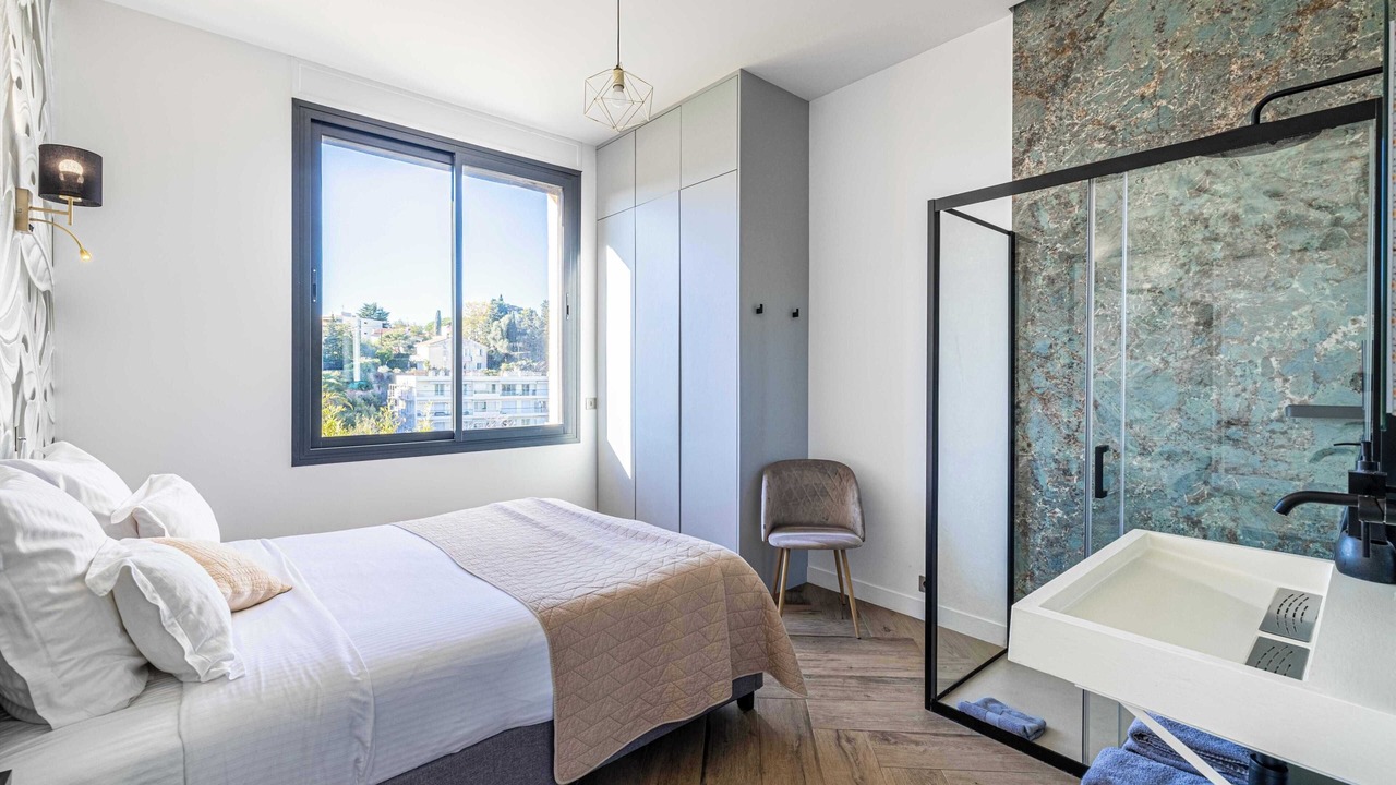 Photo of Bedroom in Carnot
